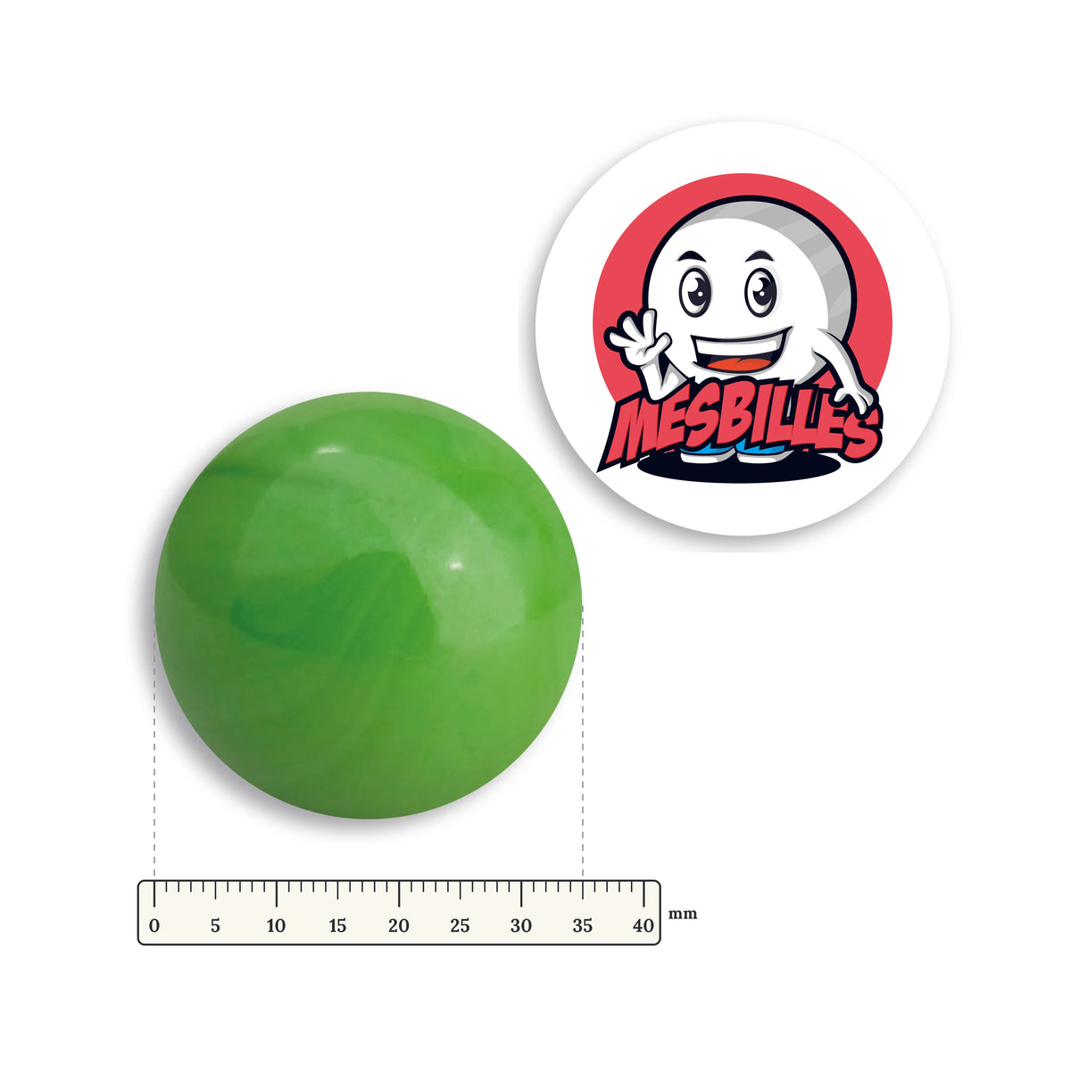 Grande bille Perle Vert à côté d'une règle graduée, 35 mm de diamètre