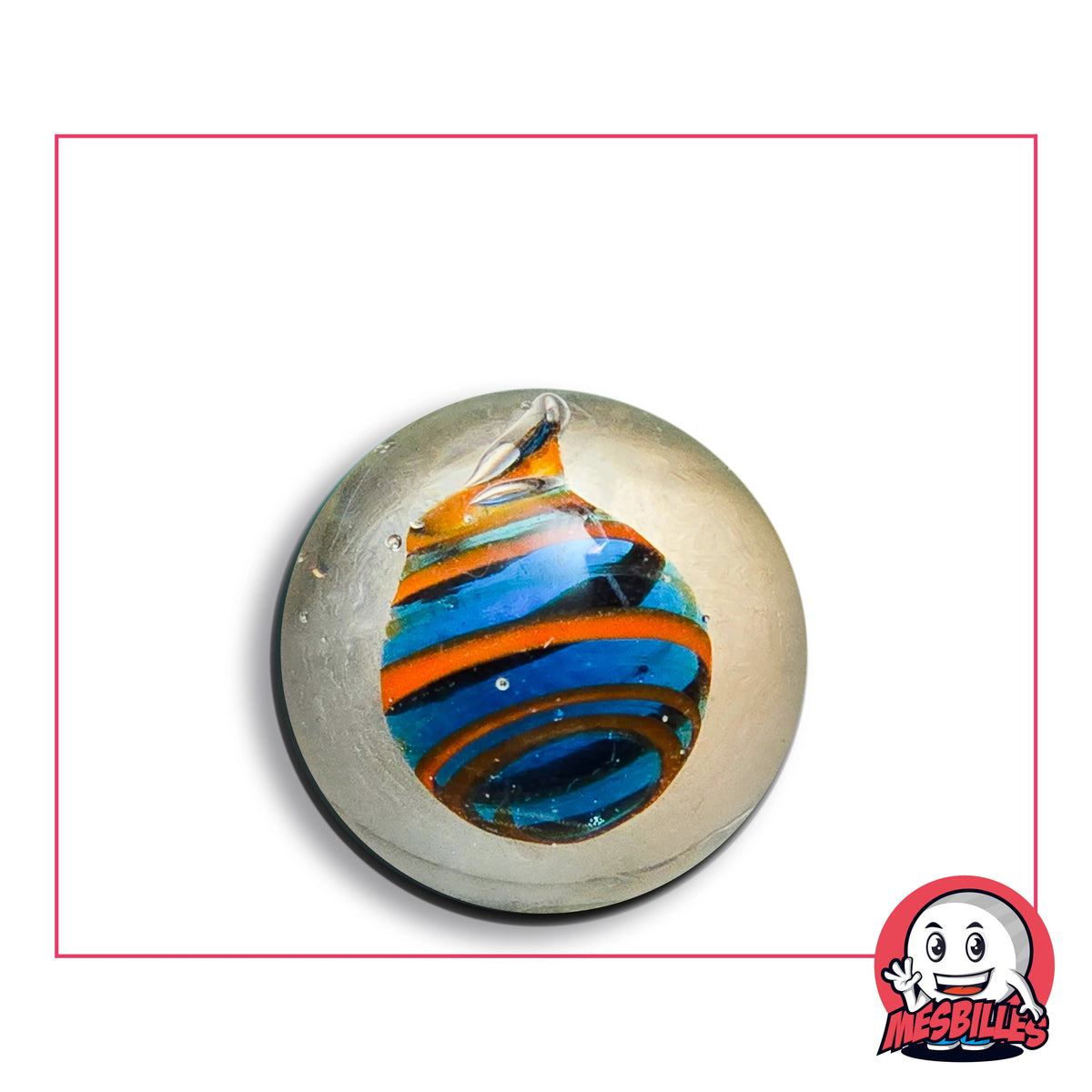 Bille Art Vague Bleu Intense en verre transparent, cœur bleu vif aux reflets turquoise strié d'orange et de lignes sombres, vue de dessus, 25 mm de diamètre