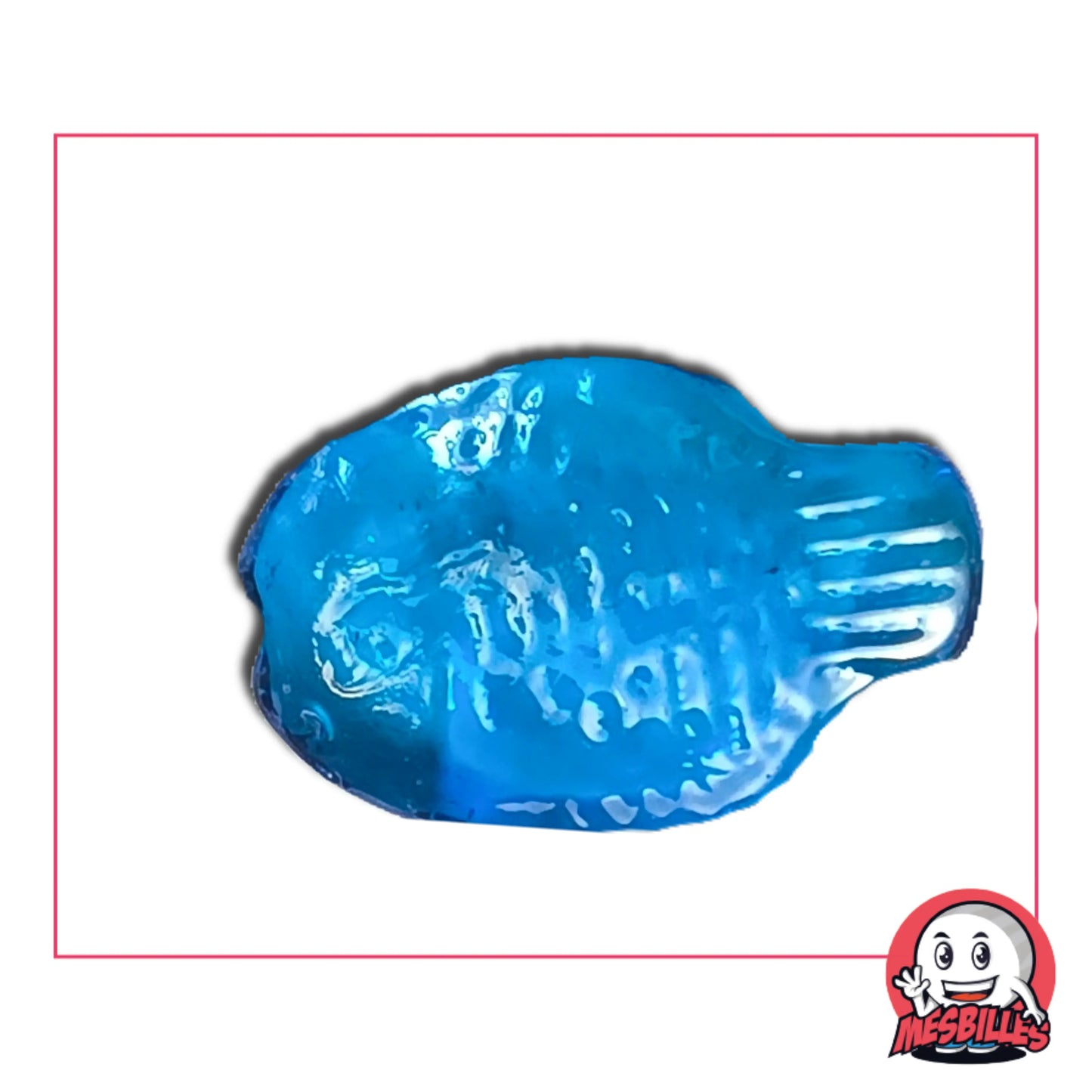 MesBilles vous propose cette Bille en verre Translucide de Couleur Bleue : la Bille Poisson Koï