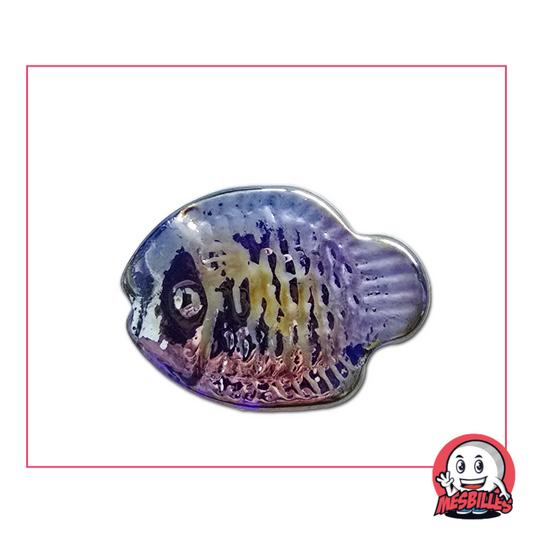 MesBilles vous propose cette Bille en verre Translucide de Couleur Bleue Nuit : la Bille Poisson Koï.