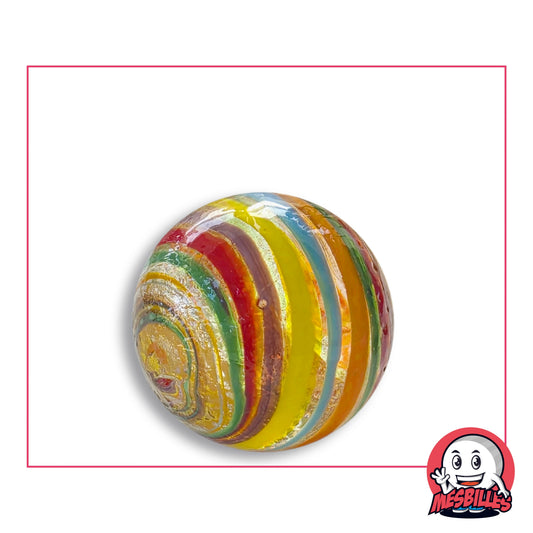 Bille Rainbow 25 mm Collector en verre translucide à rubans arc-en-ciel et paillettes dorées, vue de dessus, 25 mm de diamètre