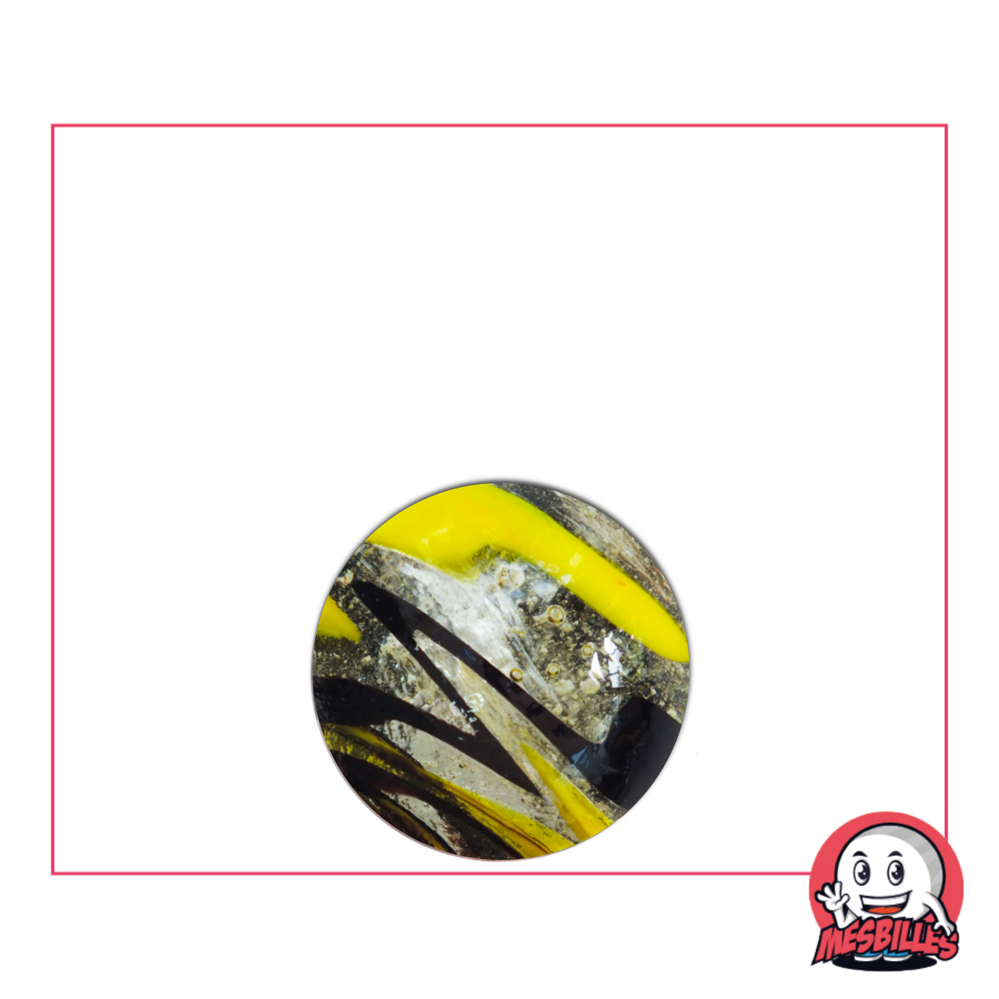 Foto einer 16 mm großen, runden Murmel mit schwarz-gelbem Zebramuster auf transluzentem Hintergrund, einzeln erhältlich bei MesBilles.