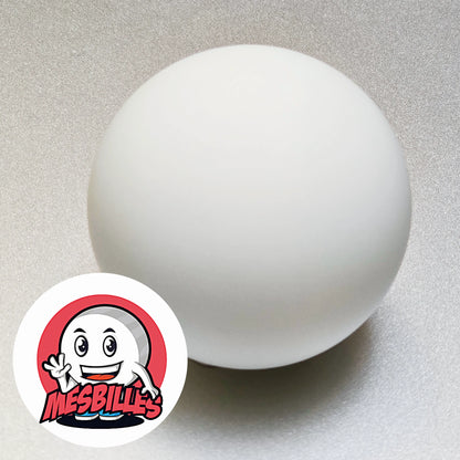 Chaque bille Iceberg Blanc présente de subtiles différences de forme ou de teinte, comme un flocon qui ne ressemble à aucun autre.