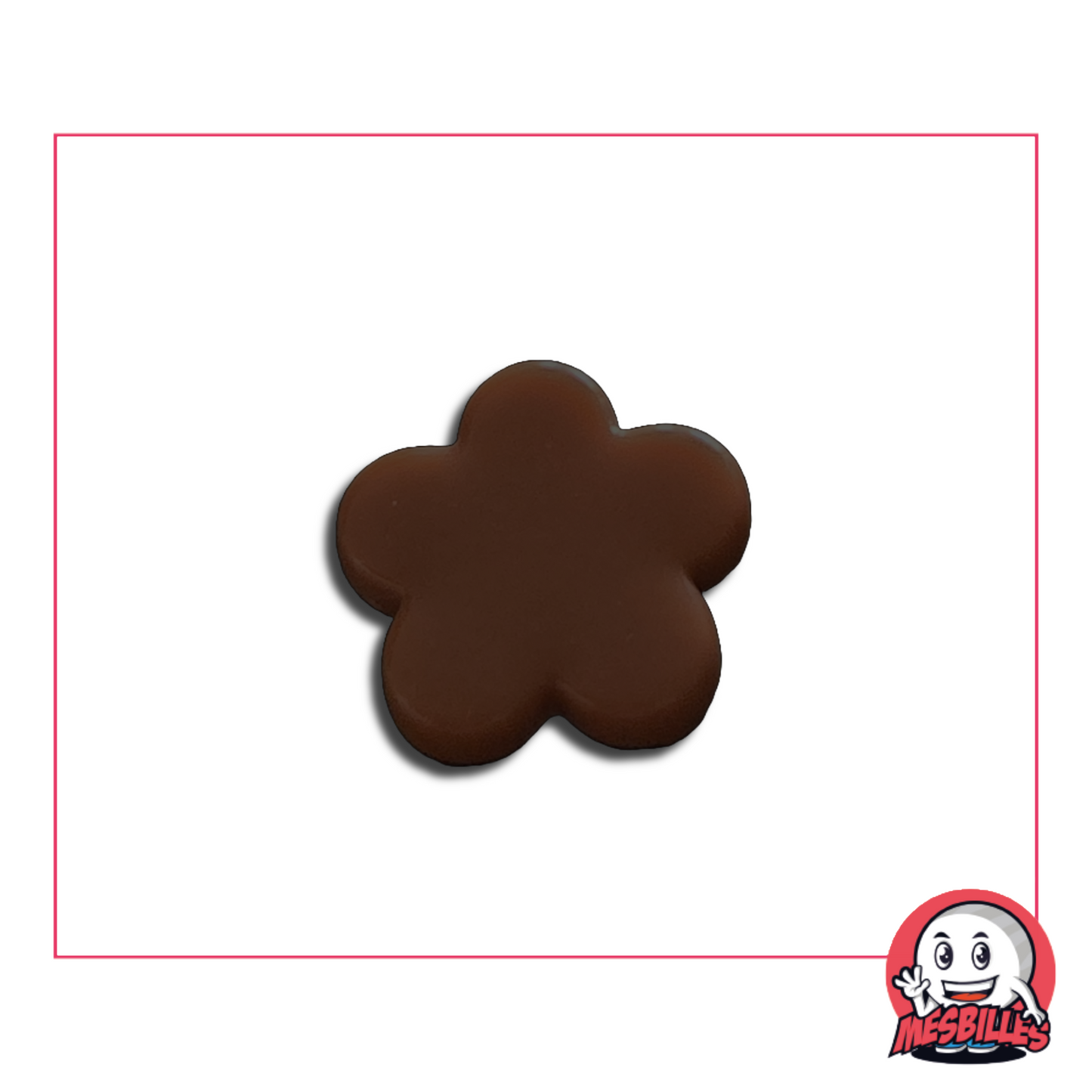 Extra flache Murmeln in schokoladenbrauner Perlmutte – isolierte Frontansicht auf neutralem Hintergrund