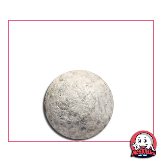 Bille en terre blanche 16 mm ; pièce artisanale française à la texture mate et au charme traditionnel.