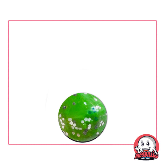 Bille en terre vert paillettes 10 mm, avec éclats argentés et finition brillante, parfaite pour collection ou jeu