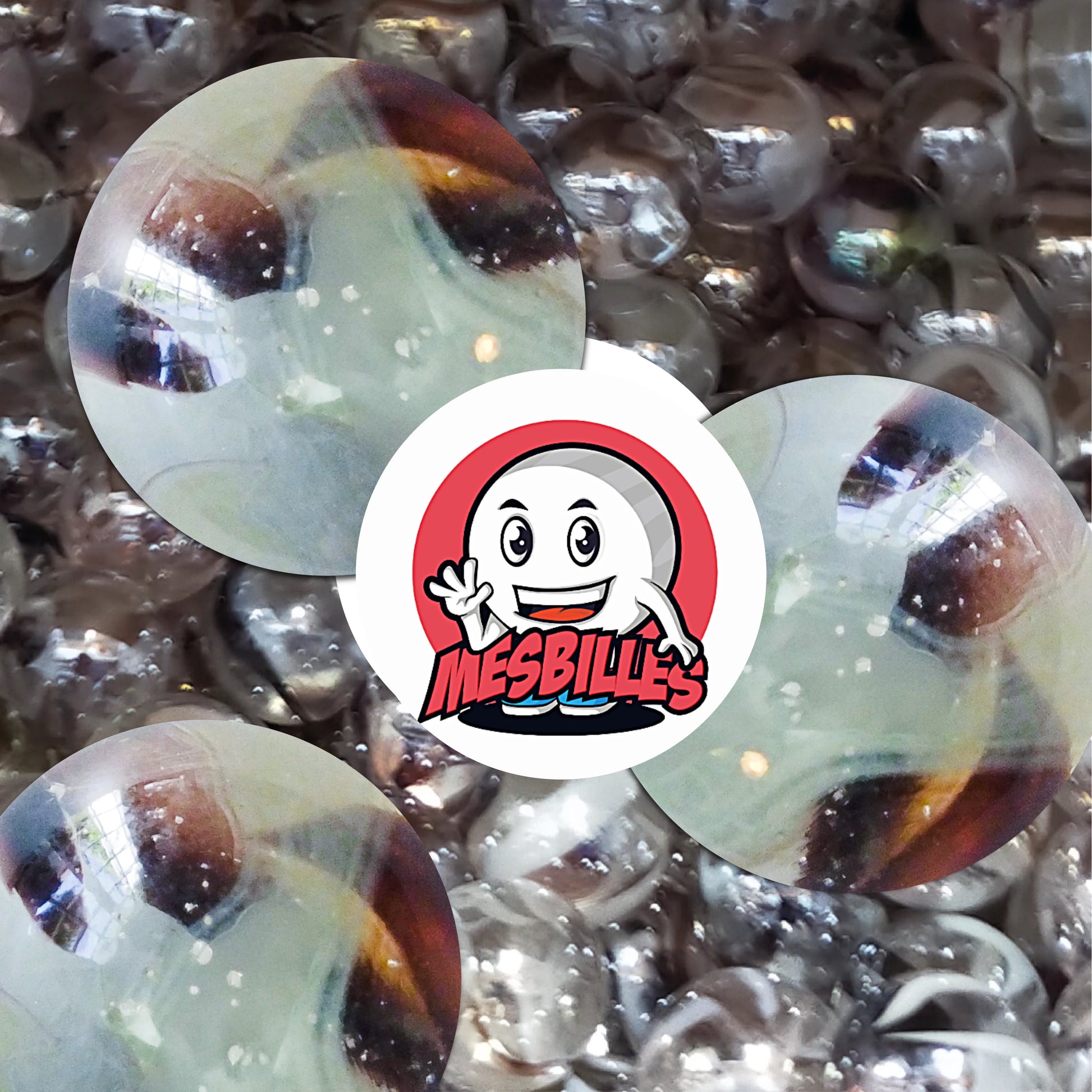 Gros plan sur une bille Polaire 50 mm, sphère élégante et brillante aux nuances glacées – MesBilles