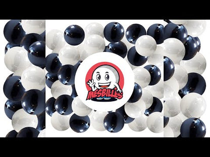 Elle ne plongera pas vos jeux et vos décorations dans l'obscurité, bien au contraire, la brillance de la Bille Glossy Noir les illuminera.